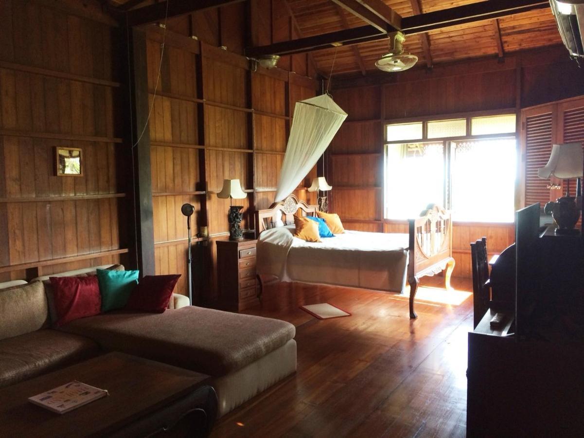 Ruen Thai Rim Haad Klaeng Ngoại thất bức ảnh