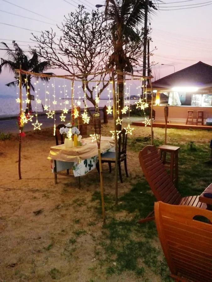 Ruen Thai Rim Haad Klaeng Ngoại thất bức ảnh