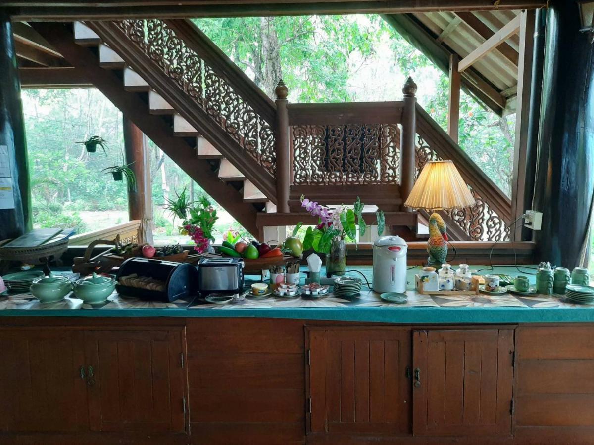 Ruen Thai Rim Haad Klaeng Ngoại thất bức ảnh