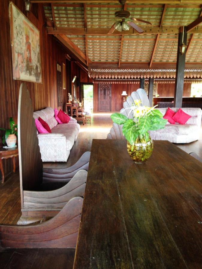 Ruen Thai Rim Haad Klaeng Ngoại thất bức ảnh
